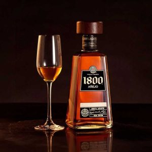Alternative view of Tequila 1800 Anejo